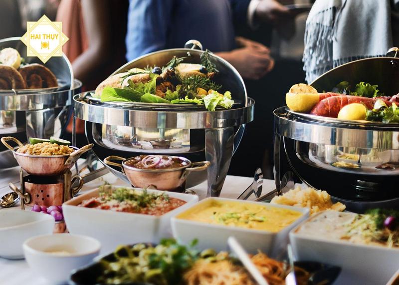 Đặt tiệc buffet khai trương - Mảnh ghép mới lạ dành cho "đứa con tinh thần"